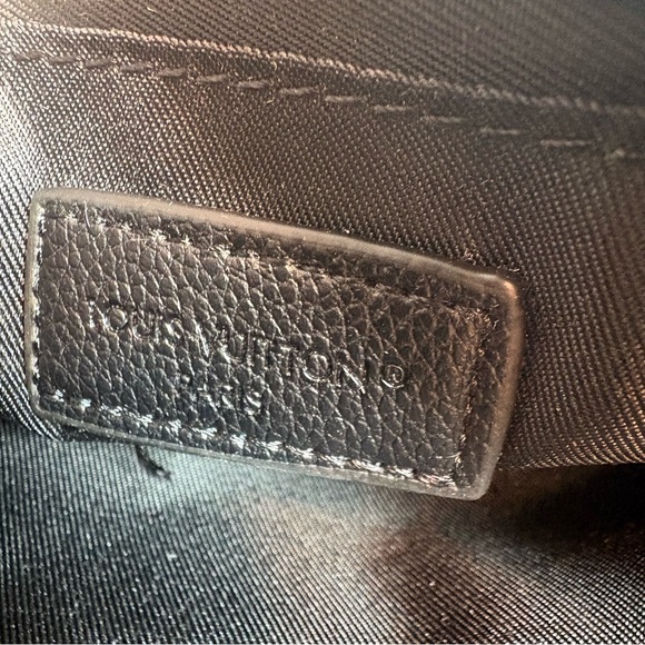 Louis Vuitton Black Embossed Monogram Crossbody Bag Leather - Picture 4 of 6